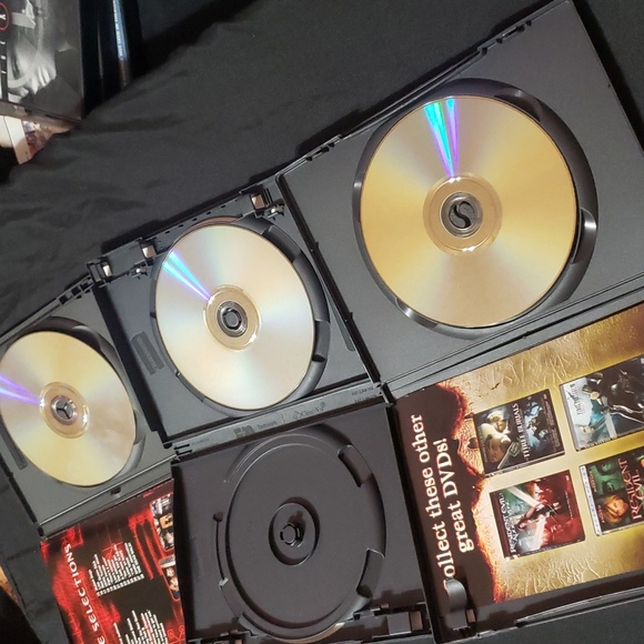 Multiple DVD's - Picture 3 of 6